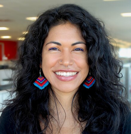 Headshot Yarelix Cropped